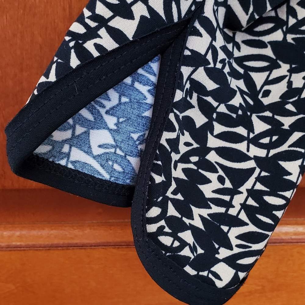 Donating Soon! Max Studio Belted Wrap Dress, Size XS - Picture 3 of 7